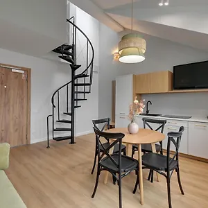 Waterlane Vintage - Fitness & Parking By Downtown Apartment